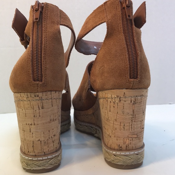 Dolce Vita Cognac Leather Wedge Sandals • Women's US 8 - Picture 5 of 13